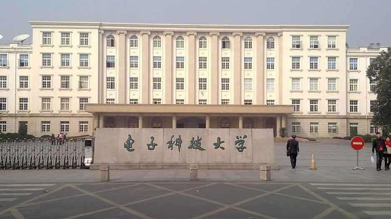 注册电子科技公司，费用构成与预算规划